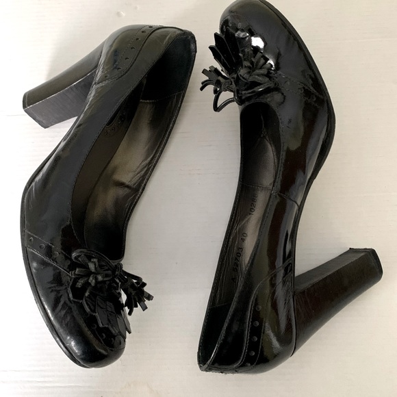 Shiny black real patent leather loafers with tassel & bow comfy block heels Eu39 - Picture 2 of 16